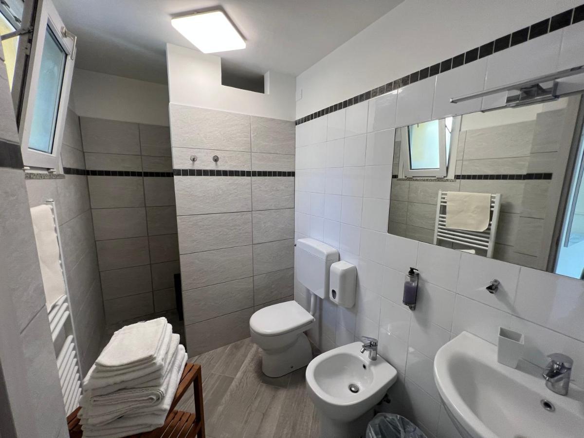 Hotel Locanda Rosy Cattolica Ngoại thất bức ảnh
