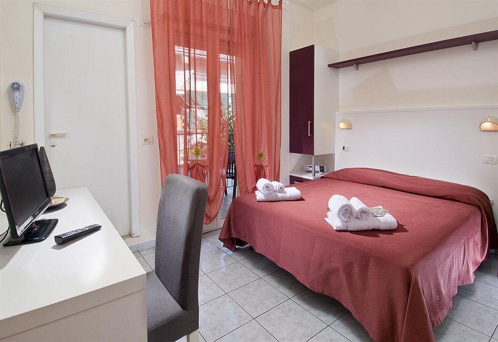 Hotel Locanda Rosy Cattolica Ngoại thất bức ảnh