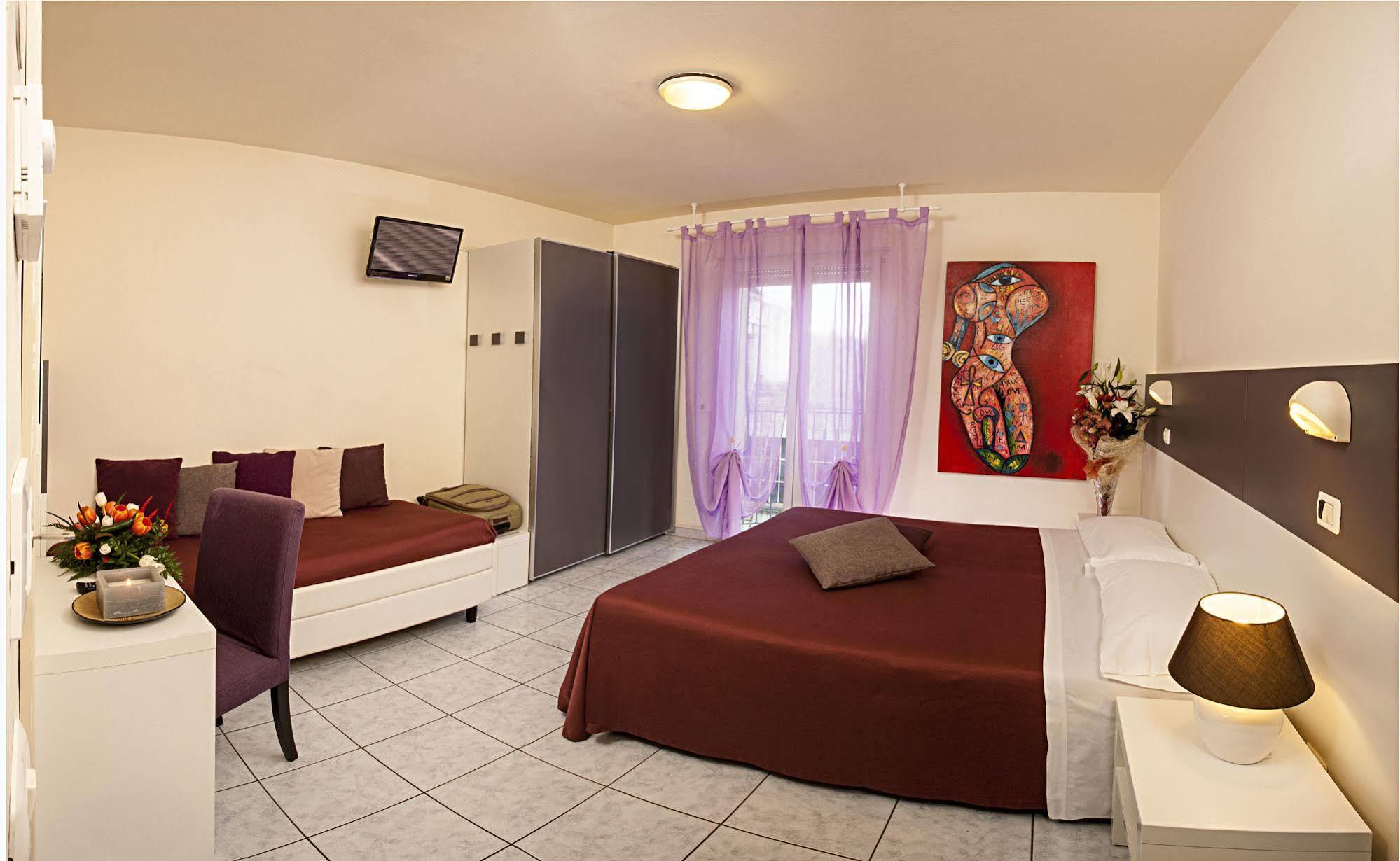 Hotel Locanda Rosy Cattolica Ngoại thất bức ảnh