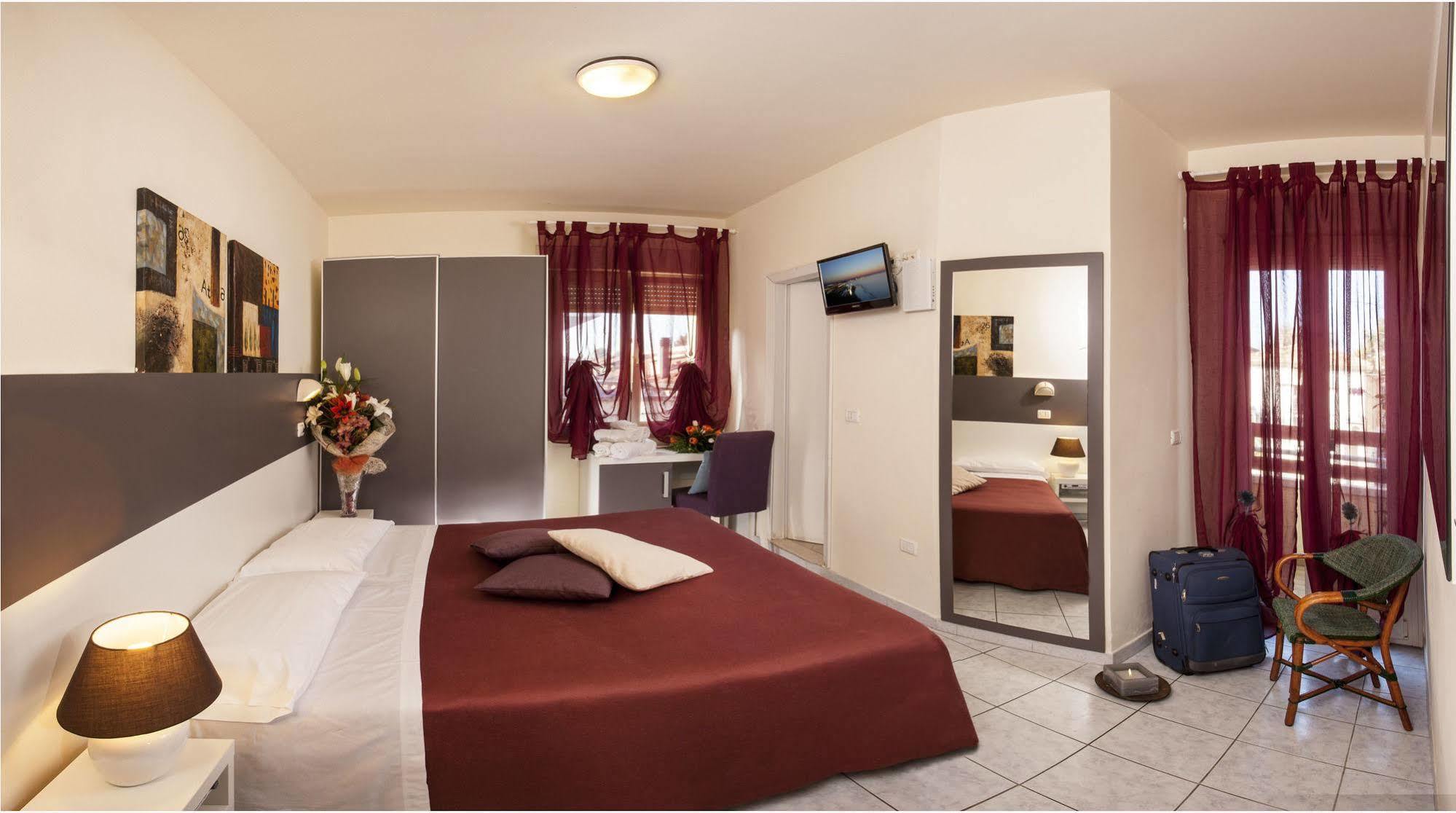 Hotel Locanda Rosy Cattolica Ngoại thất bức ảnh